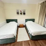 Chill Vibes 3 Bedroom Apartment In Rehab City
